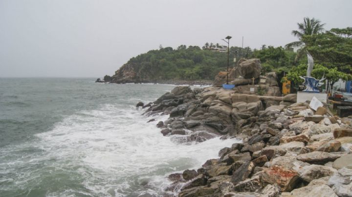 Huracán Erick amenaza a OAXACA: Ubica los albergues temporales en HUATULCO y protégete de la tormenta