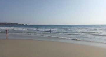 Niña muere ahogada en playa Cerro Hermoso, Oaxaca, tras ser arrastrada por una ola