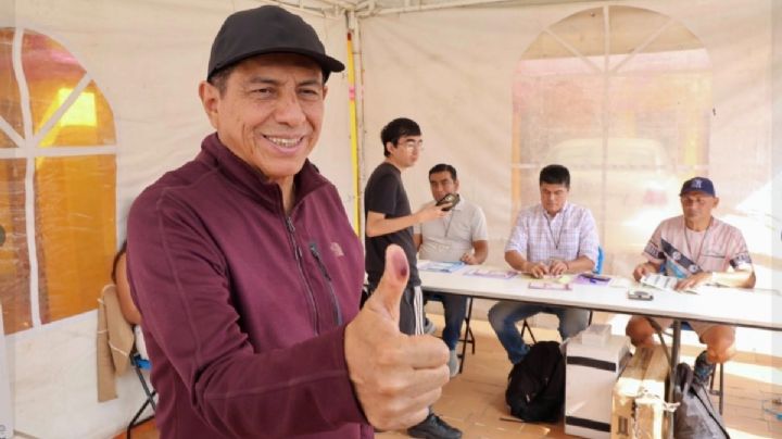 Salomón Jara acude a votar este domingo 1 de junio de 2025 en OAXACA  “Los conservadores no estarán contentos”