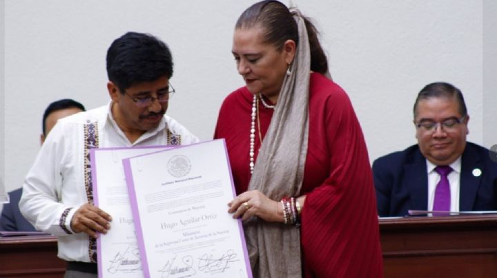 Confirma INE victoria del juez OAXAQUEÑO Hugo Aguilar y lo distingue con constancia de mayoría en Mixteco