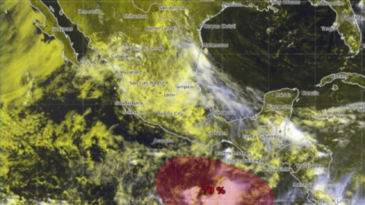 Posible zona de baja presión aumenta a 70% probabilidad para desarrollo ciclónico cerca de Oaxaca, alerta Conagua