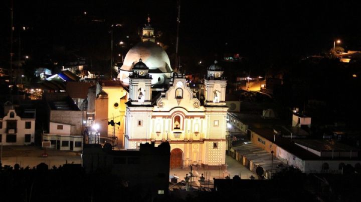 Este pueblo mágico de OAXACA recibe más de un millón de personas una vez al año con su sendero mágico y balnearios de agua cristalina