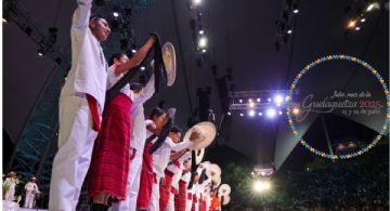 Con lágrimas de alegría y nostalgia se despide la Guelaguetza 2025 ante más de 12 mil almas en el Cerro del Fortín