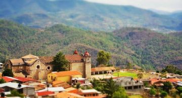 ¿Cuál es el pueblo mágico de OAXACA con el único Centro de Medicina Indígena Tradicional en el país?