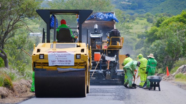Arranca Plan General Lázaro Cárdenas en Oaxaca para mantenimiento de carreteras; inversión será de más de 5 mil millones de pesos