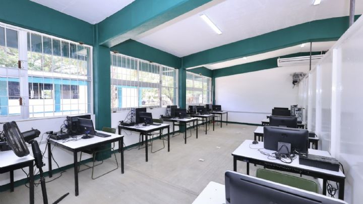 Inauguran en Pinotepa Nacional aulas reconstruidas tras sismo de 2017 y 2018