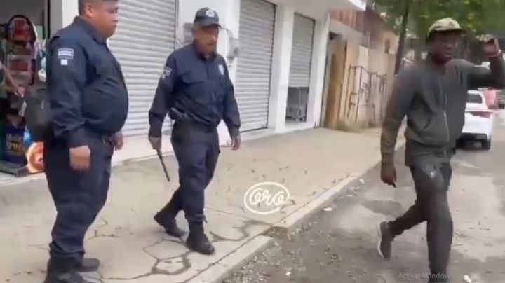 Migrante de EEUU golpea y hiere en la cara a policía de OAXACA (VIDEO)