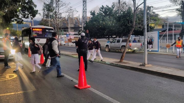 ¿En dónde hay bloqueos y cierres viales en Oaxaca hoy martes 17 de febrero de 2026?