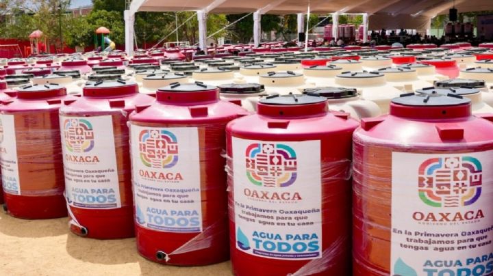 Agua para Todos entrega cerca de 2 mil tinacos GRATUITOS en Santa Lucia del Camino y San Jacinto Amilpas