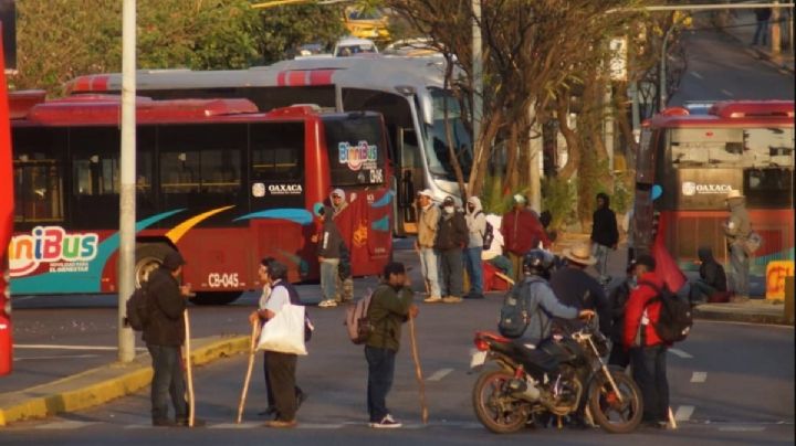 URGENTE: BinniBus suspende rutas de transporte en OAXACA por mega bloqueos este martes 17 de marzo