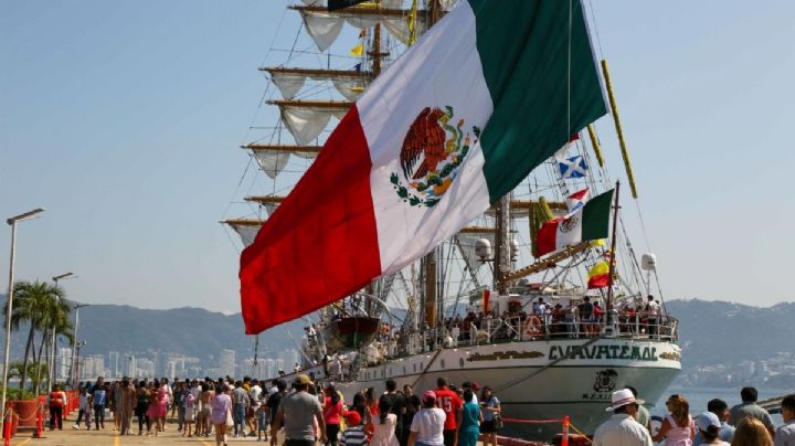 Buque Cuauhtémoc se alista para zarpar desde Salina Cruz tras accidentarse en 2025 en Nueva York