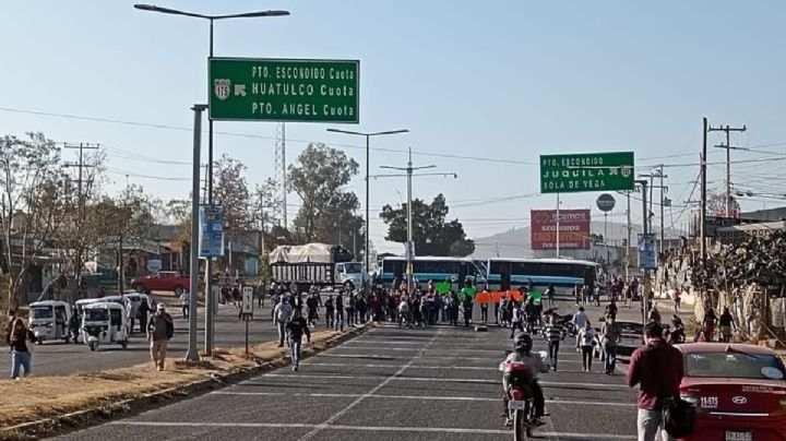 ¿Continúan los bloqueos en calles y avenidas de Oaxaca hoy miércoles 4 de marzo de 2026?