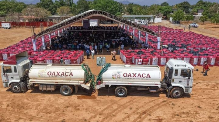 Entregan 800 tinacos gratis en el Istmo de Tehuantepec ¿Cómo obtener un tinaco con accesorios del programa Agua para Todos en OAXACA?