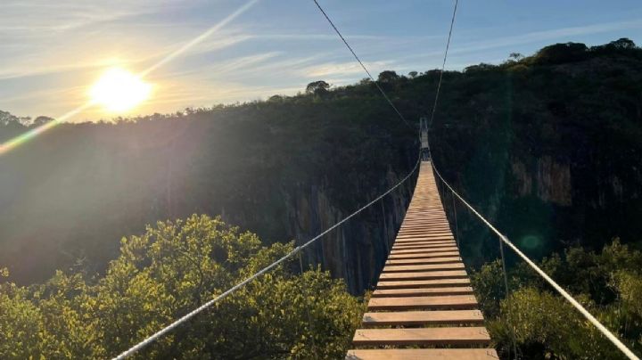 Viaja y conoce Santos Reyes Tepejillo, el hogar del puente colgante más extremo de OAXACA listo para el megapuente de mayo