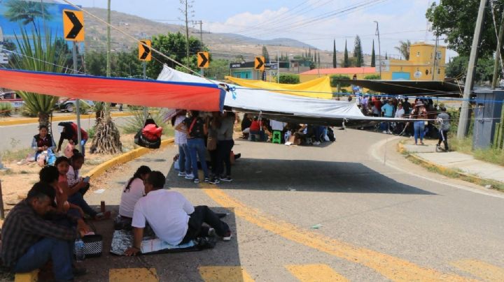 SIGUE EN VIVO los bloqueos y marchas de la CNTE hoy martes 26 de mayo de 2026 en OAXACA