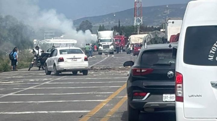 Edil de Villa de Mitla se separa del cargo tras disturbios con la CNTE; hay varios maestros heridos y daños a vehículos